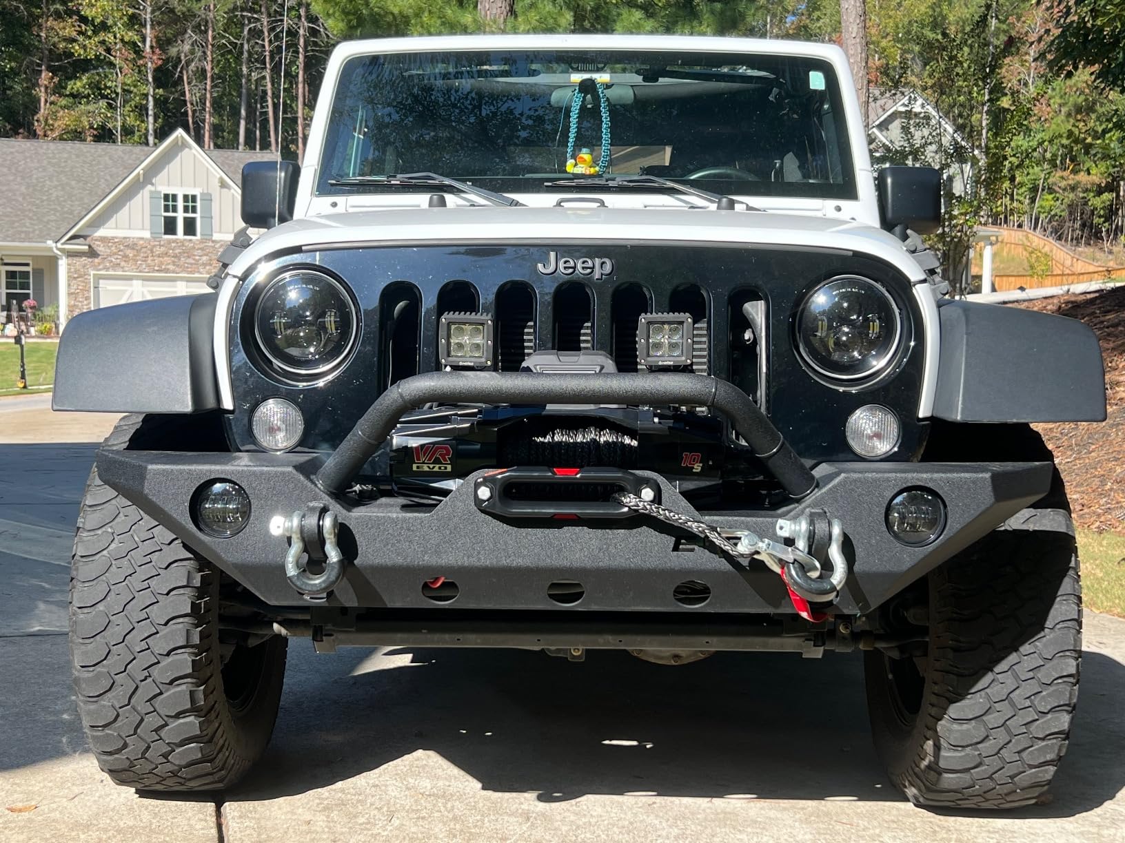 WARN VR EVO 10-S Electric 12V Winch - 10,000 lb Pull Capacity, Synthetic Rope, IP68 Waterproof customer photo 2