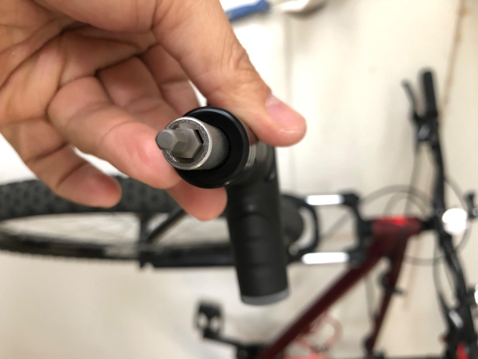 MARQUE Adjustable Bike Torque Wrench - 4, 5, 6 Nm Dial Portable Mini Bicycle Multitool Allen Key Tool, includes 3, 4, 5 mm Hex, T 25 Tool Bits - Repair Your Road and MTB at Home Garage - Cyclist Gift customer photo 2
