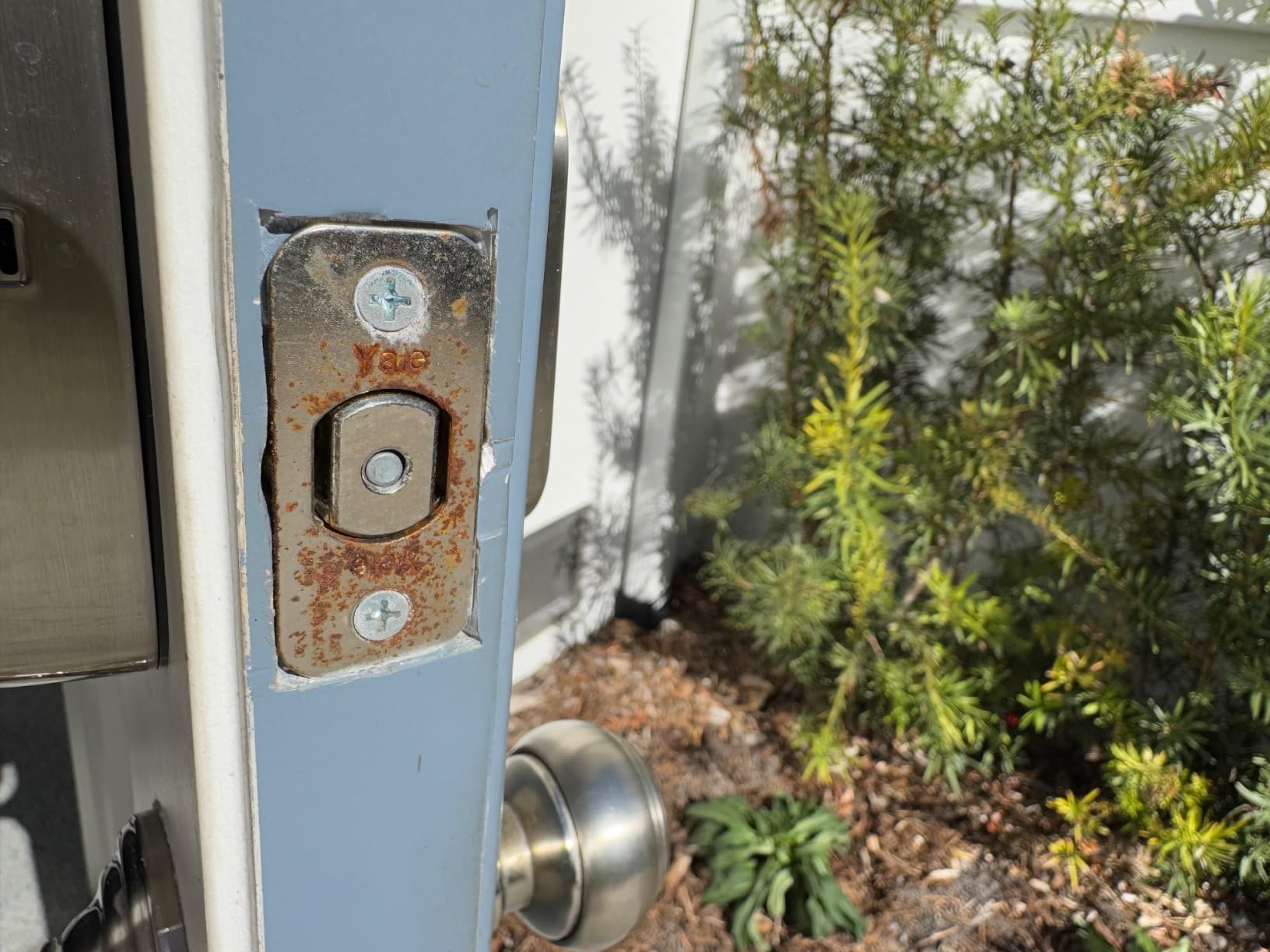 Yale Assure Deadbolt Lock, Black Suede Keyless Non-Connected Entry Door Lock with Digital Keypad Touchscreen for Code Entry, YRD256-NR-BSP customer photo 1