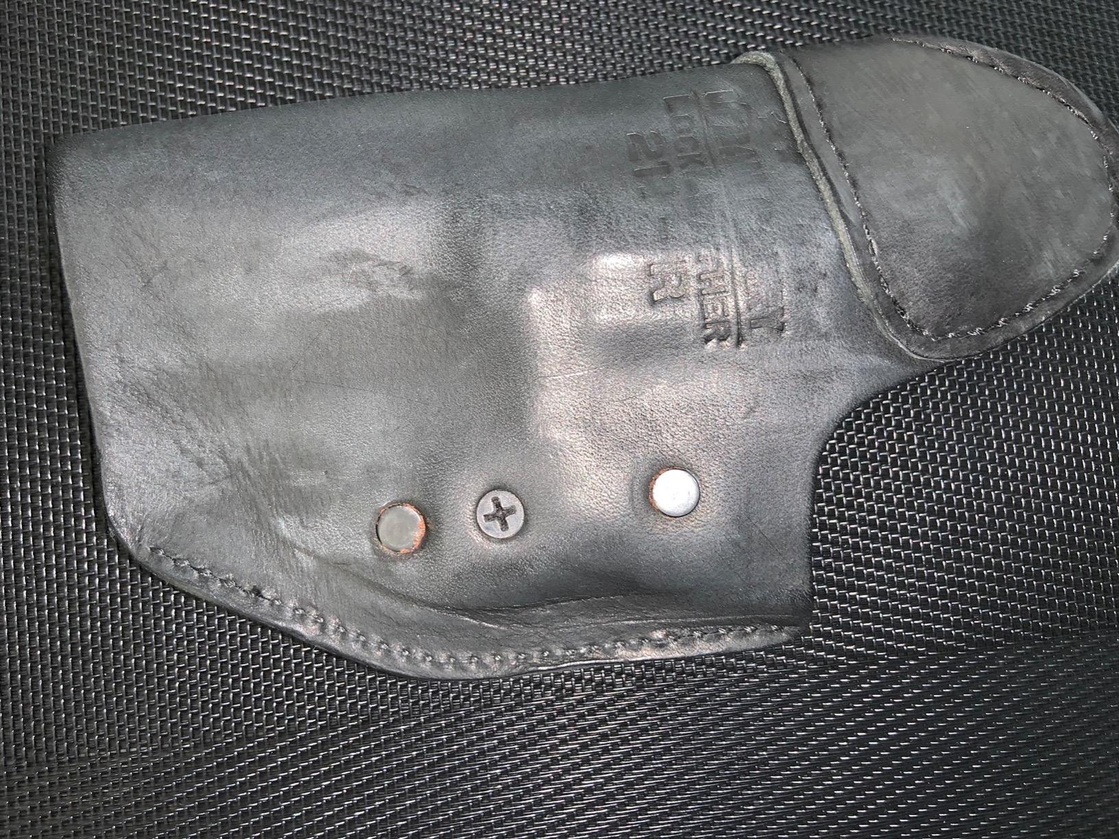 Urban Carry LockLeather IWB Holster - Secure & Comfortable Leather w/Kydex Advantage for Optimal Comfort | Ambidextrous Design - Black | Compatible with a Wide Range of Firearms customer photo 1