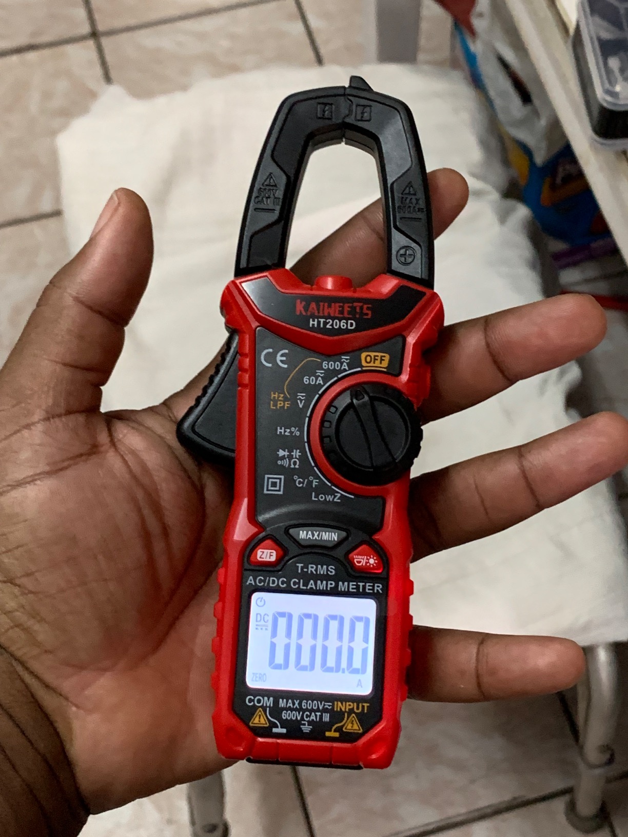 KAIWEETS HT206D Digital Clamp Meter T-RMS 6000 Counts, Multimeter Voltage Tester Auto-ranging, Measures Current Voltage Temperature Capacitance Resistance Diodes Continuity Duty-Cycle (AC/DC Current) customer photo 2