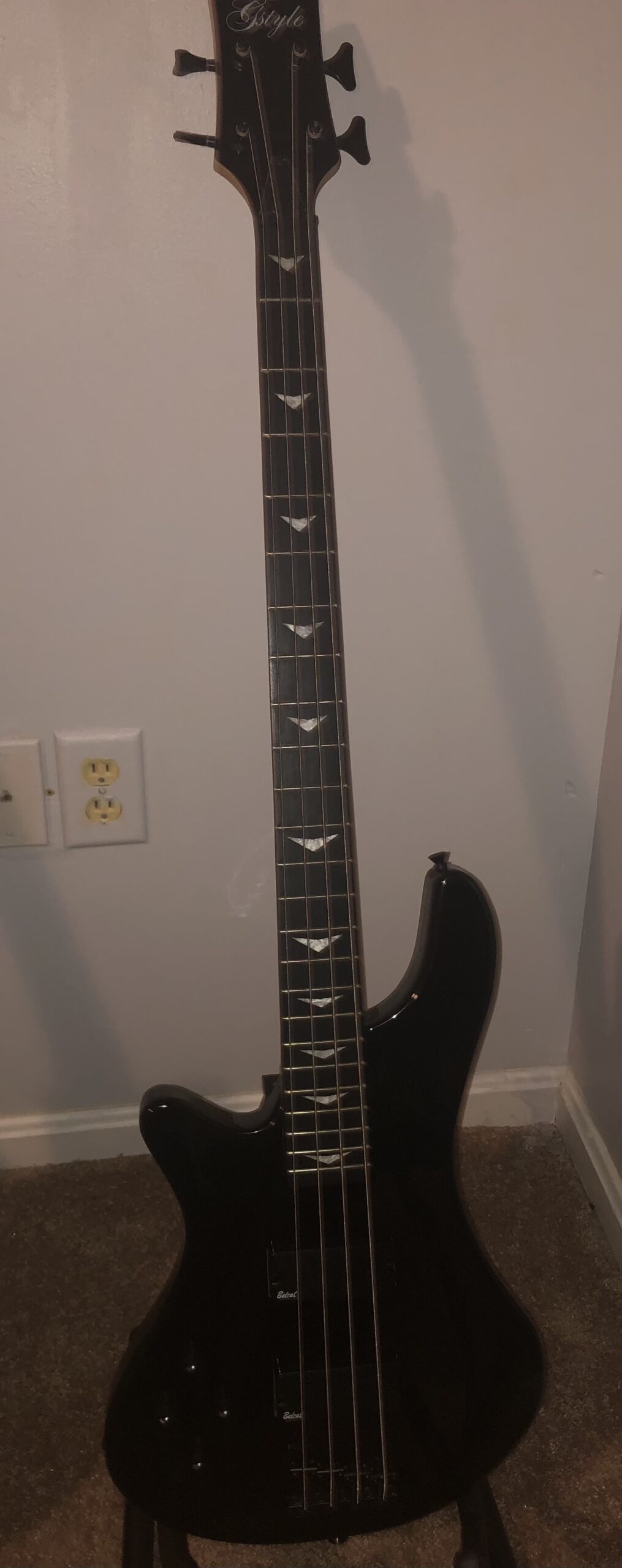 Tario Left-handed 4 String Black Electric Bass, Bolt-on Maple Neck, Poplar Body customer photo 1