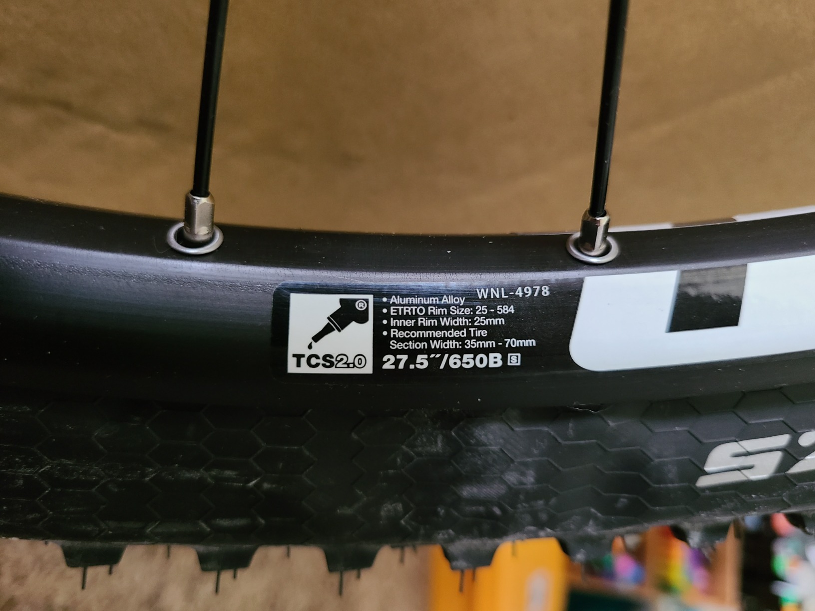 CyclingDeal WTB ST i25 Mountain Bike Bicycle Novatec Hub with Tires Wheelset 11 Speed Tubeless Ready 27.5