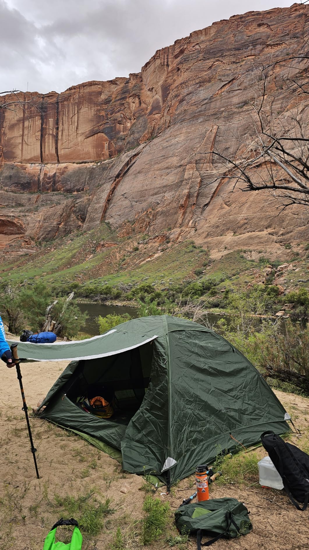 Clostnature Lightweight Backpacking Tent - 1/1.5/2/3/4/6 Person Ultralight Waterproof Camping Tent customer photo 1