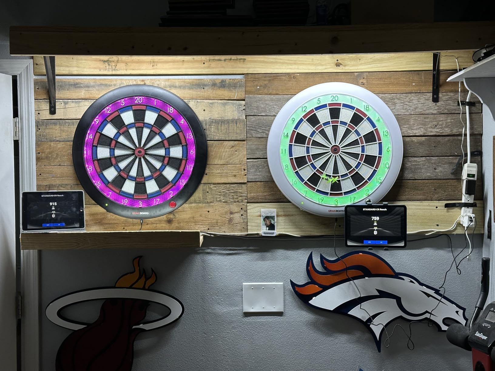 GRAN BOARD 3s LED Bluetooth Dartboard (Blue) with Special Bracket customer photo 1