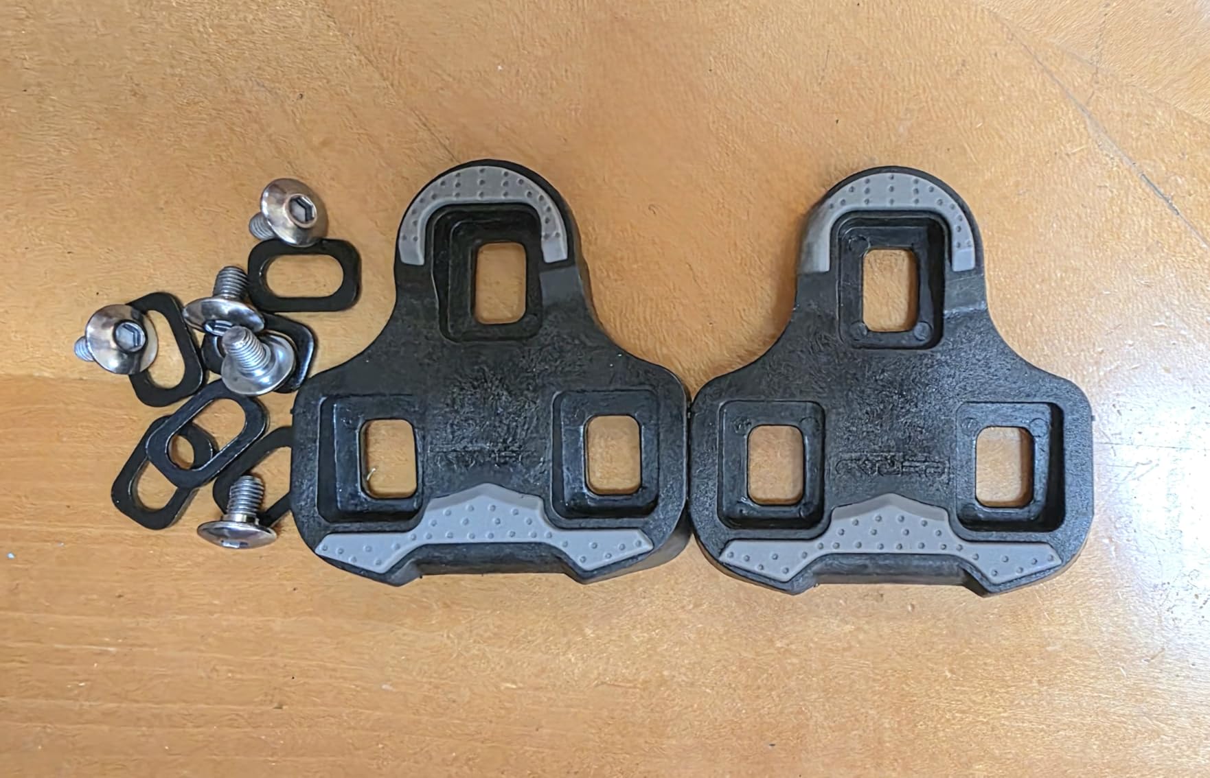 ZERAY SP-110 Bike Cleats Bike Pedal Clips with Grip Rubber Compatible with Look Keo Structure & Keo Pedals customer photo 2