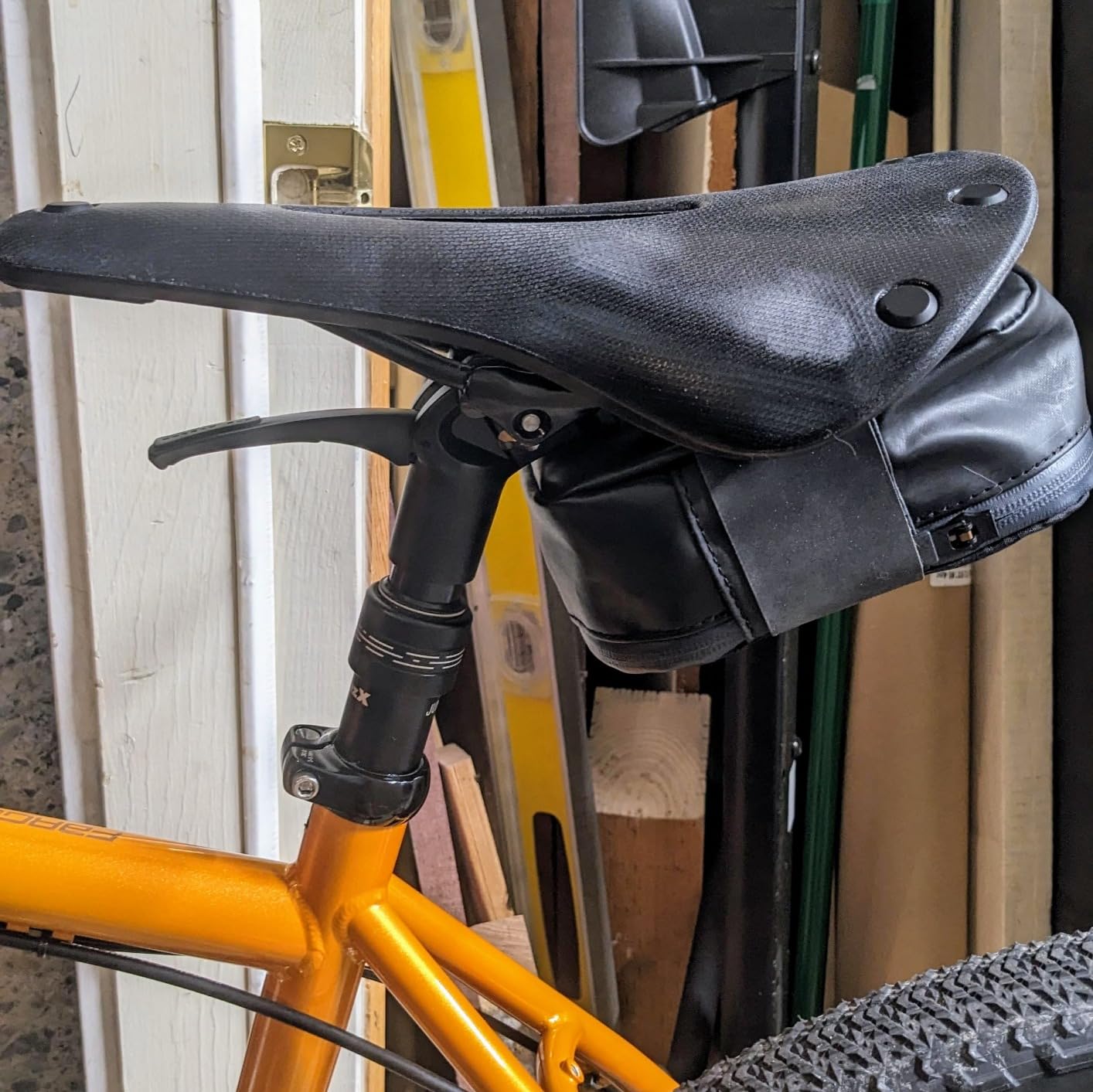 TranzX Jump Seat Cable-Less Dropper Post customer photo 2