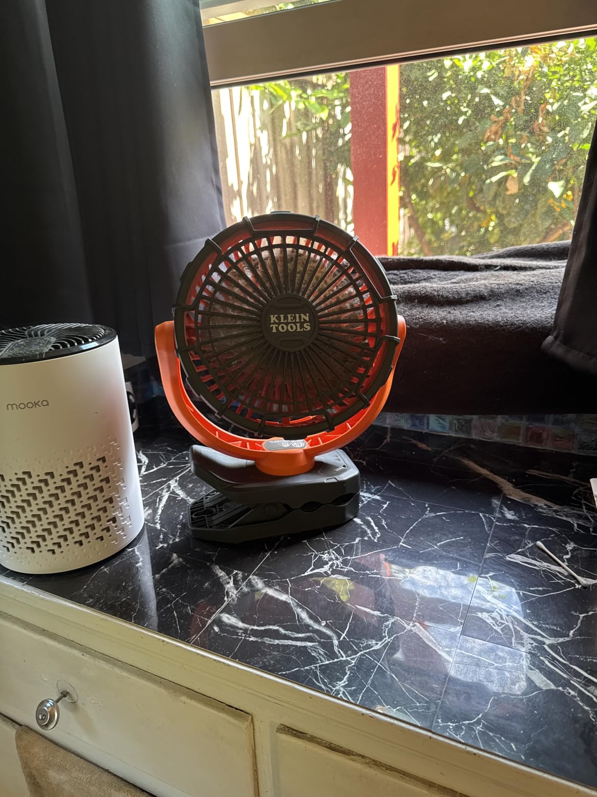Klein Tools PJSFM1 Cordless Rechargeable Fan with USB-C Charging Cord and Multiple Mounting Options Perfect for the Jobsite customer photo 1