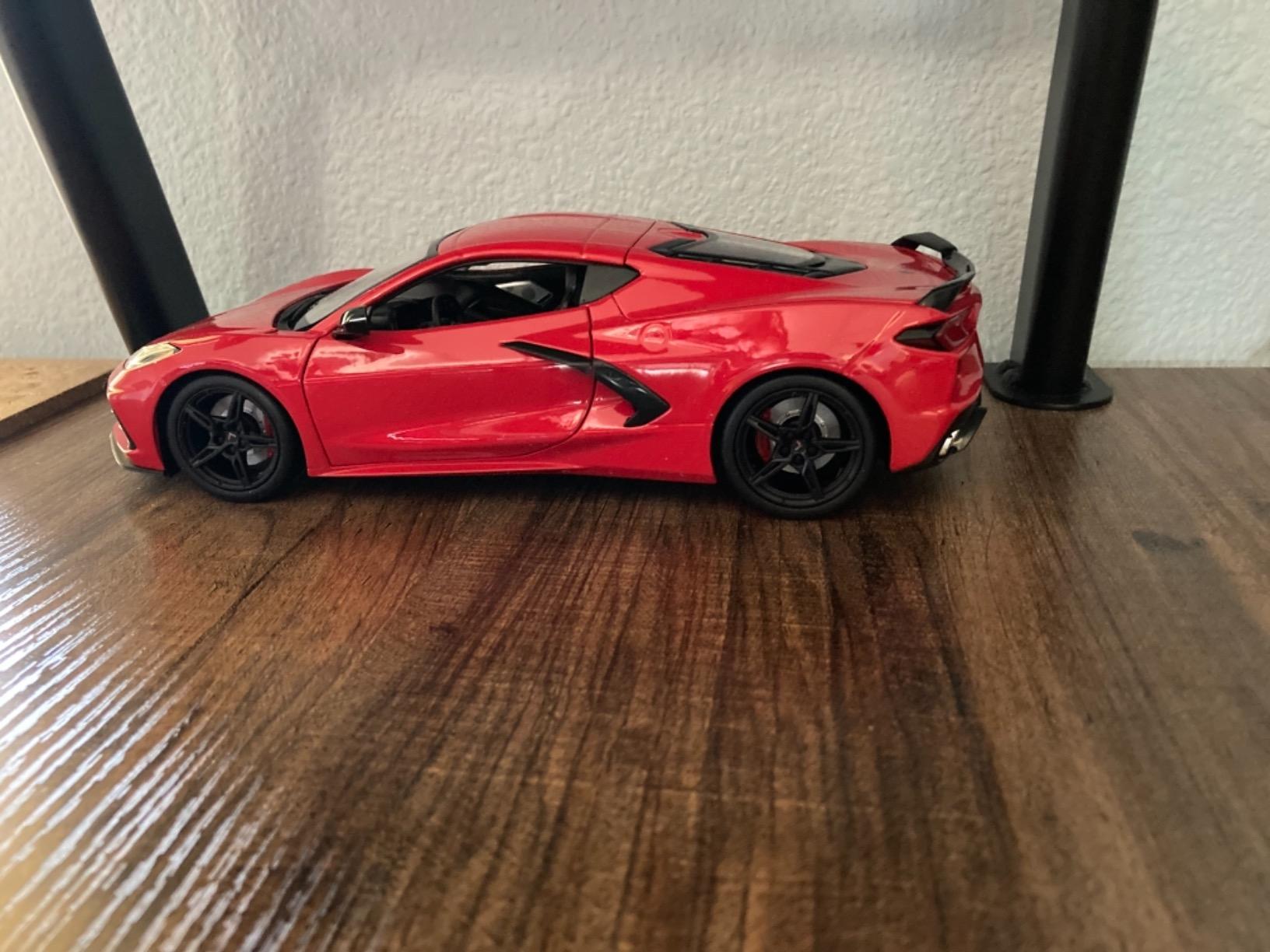 Maisto 2020 Chevrolet Corvette Stingray C8 Dark Gray Metallic with Racing Stripes 1/18 Diecast Model Car customer photo 2