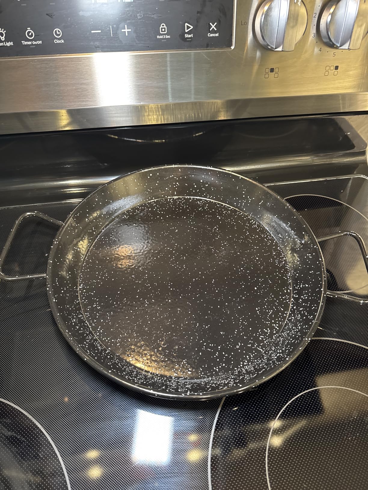 Machika Enamel Paella Pan - 15 inches - 8 Servings customer photo 1
