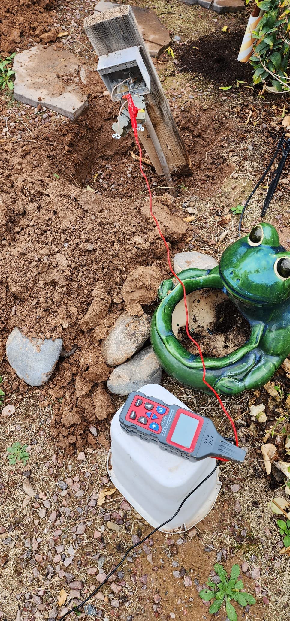 NOYAFA NF-826 Underground Cable Locator Wire Tracker, for Dog Fence Cables Irrigation, Wall and Underground Pipeline Wire Detector customer photo 1