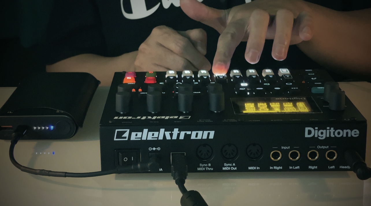 Elektron Analog Rytm MKII 8-Voice Drum Computer & Sampler customer photo 2