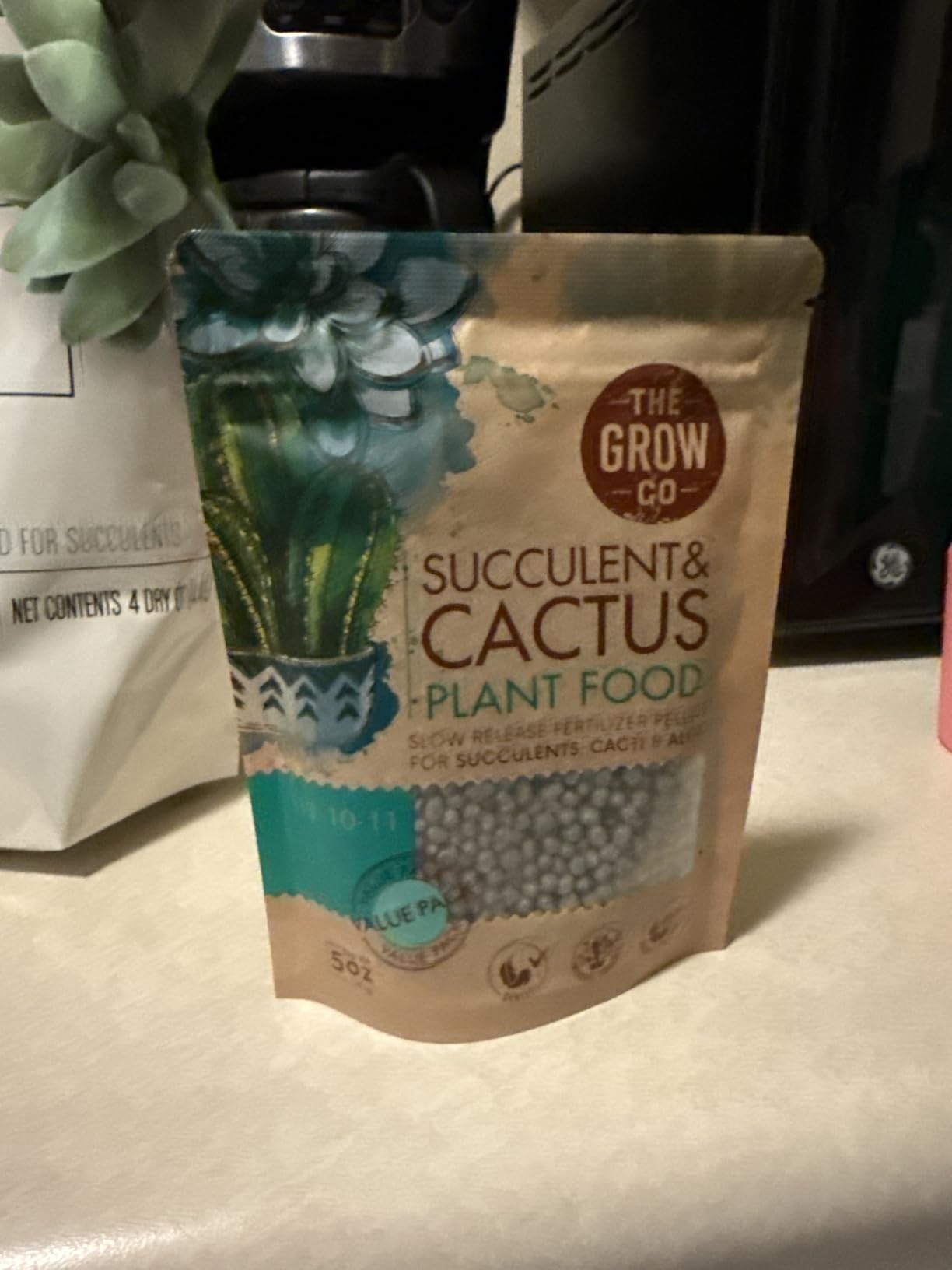 The Grow Co Succulents & Cactus Plant Food - Gentle Long Lasting Formula, Slow Release Fertilizer (Liquid Alternative) for All Potted Succulent, Cacti & Aloe Vera Plants (5 oz) customer photo 1