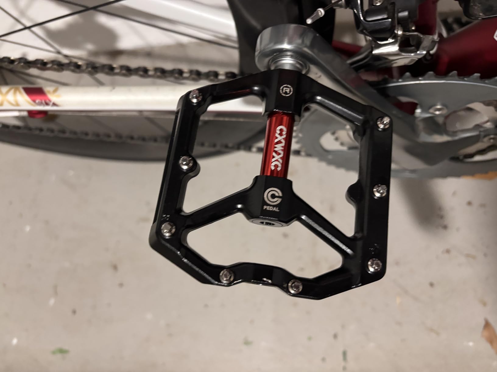 CXWXC Road/MTB Bike Pedals - Aluminum Alloy Bicycle Pedals - Mountain Bike Pedal with Removable Anti-Skid Nails customer photo 1