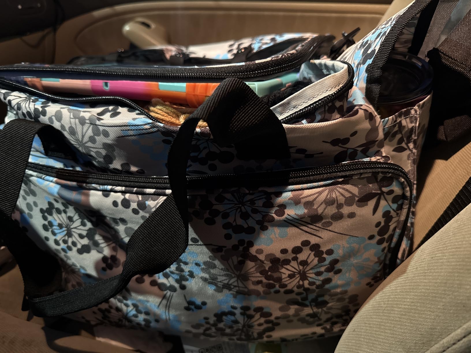 CURMIO Knitting Bag, Yarn Storage Tote with Compartments for Knitting Needles, Crochet Hooks, Knitting Project and Accessories, Bag Only, Gray customer photo 2
