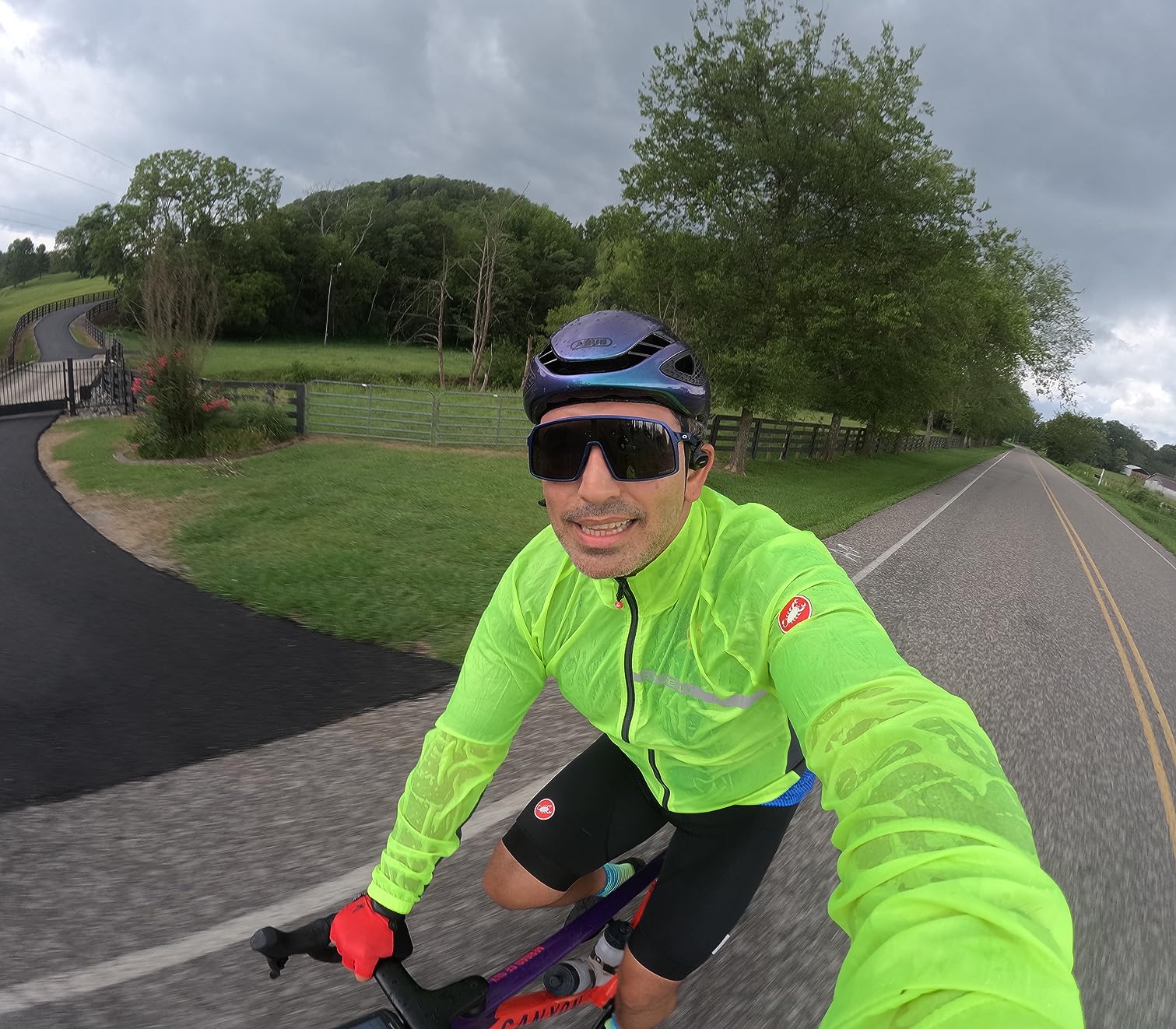 PEARL iZUMi Men's Squadra Stretch Jacket, Windproof Zip Up Shell for Road Cycling customer photo 1