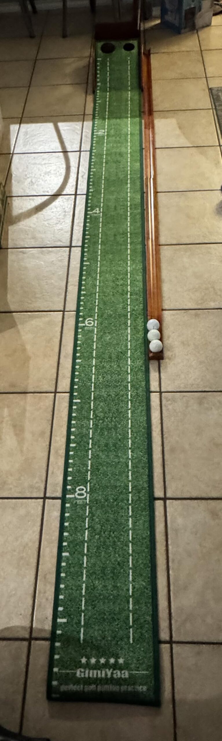 GimYaa Golf Putting Mat Green Indoor and Outdoor with Auto Ball Return, Game Practice Golf Gifts for Home, Office, Backyard Indoor Golf and Outdoor Use, Crystal Velvet Mat customer photo 1