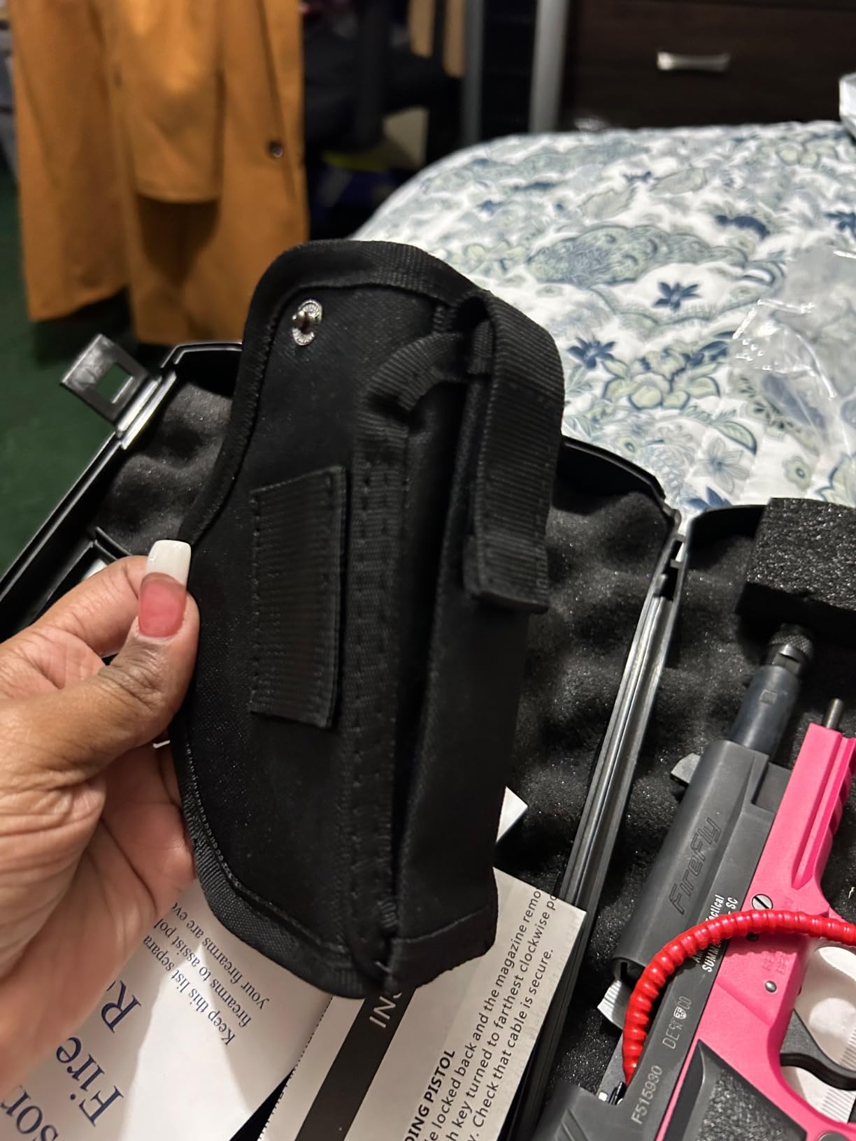 Universal Gun Holster with Mag Pouch for Concealed Carry Inside or Outside The Waistband Pistols Holsters for Right and Left Hand Draw Holster for Men/Women Black customer photo 1