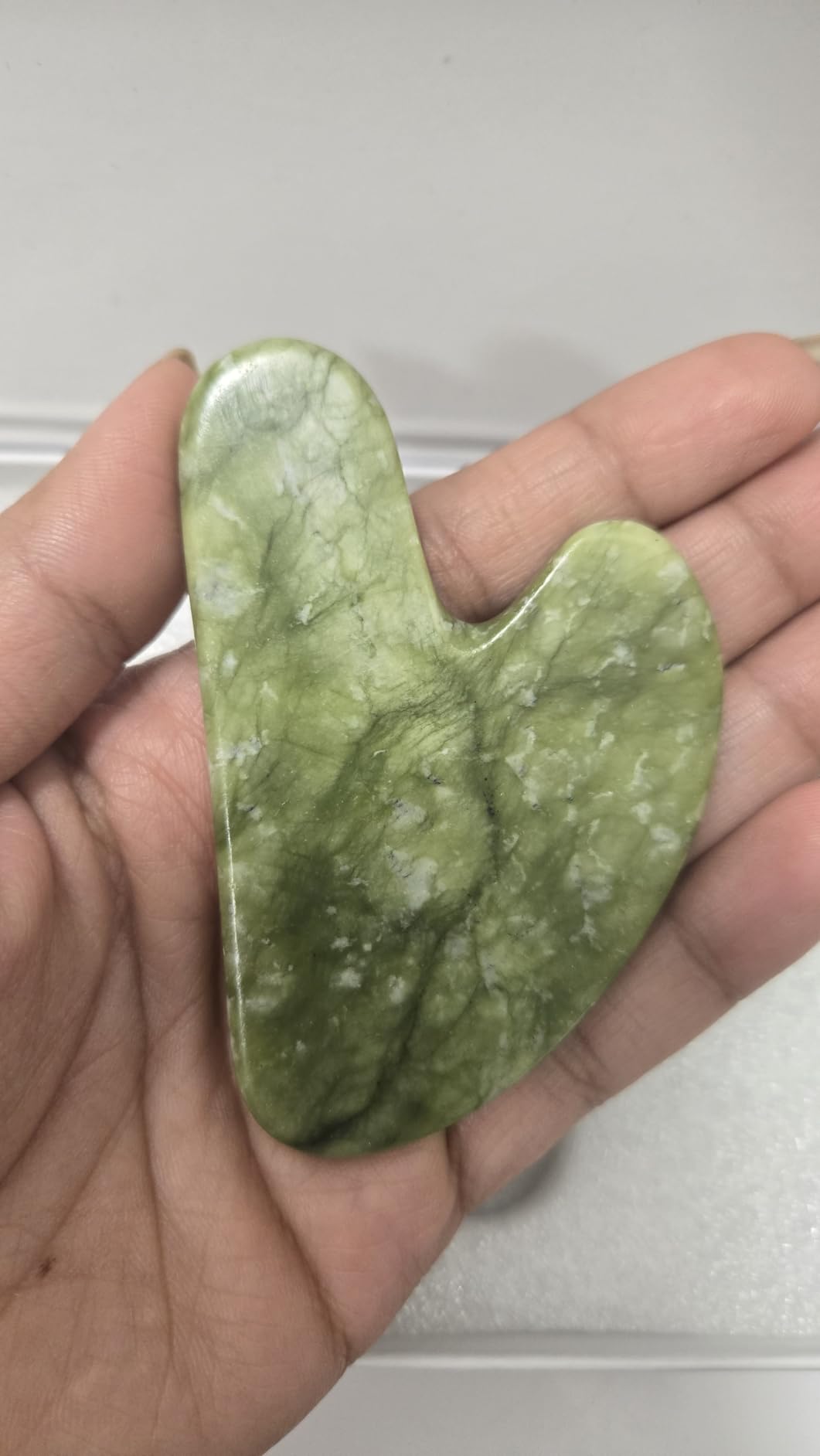 huefull Genuine Jade Roller & Gua Sha Set for Face, Cooling & Firming Effect, Sculpting Tool for Jawline & Skin Care, Self-Care Gifts for Women & Men customer photo 2