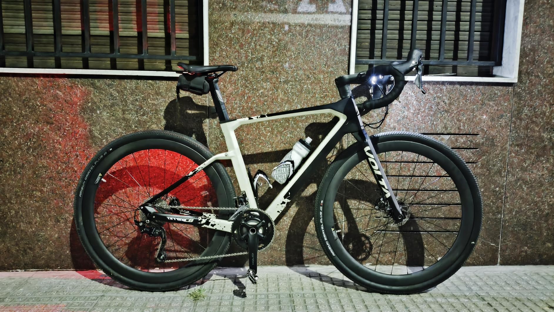 SUPERTEAM Carbon Wheelset 700C Tubeless Gravel Wheelset Disc Braking 45TU-28 customer photo 1