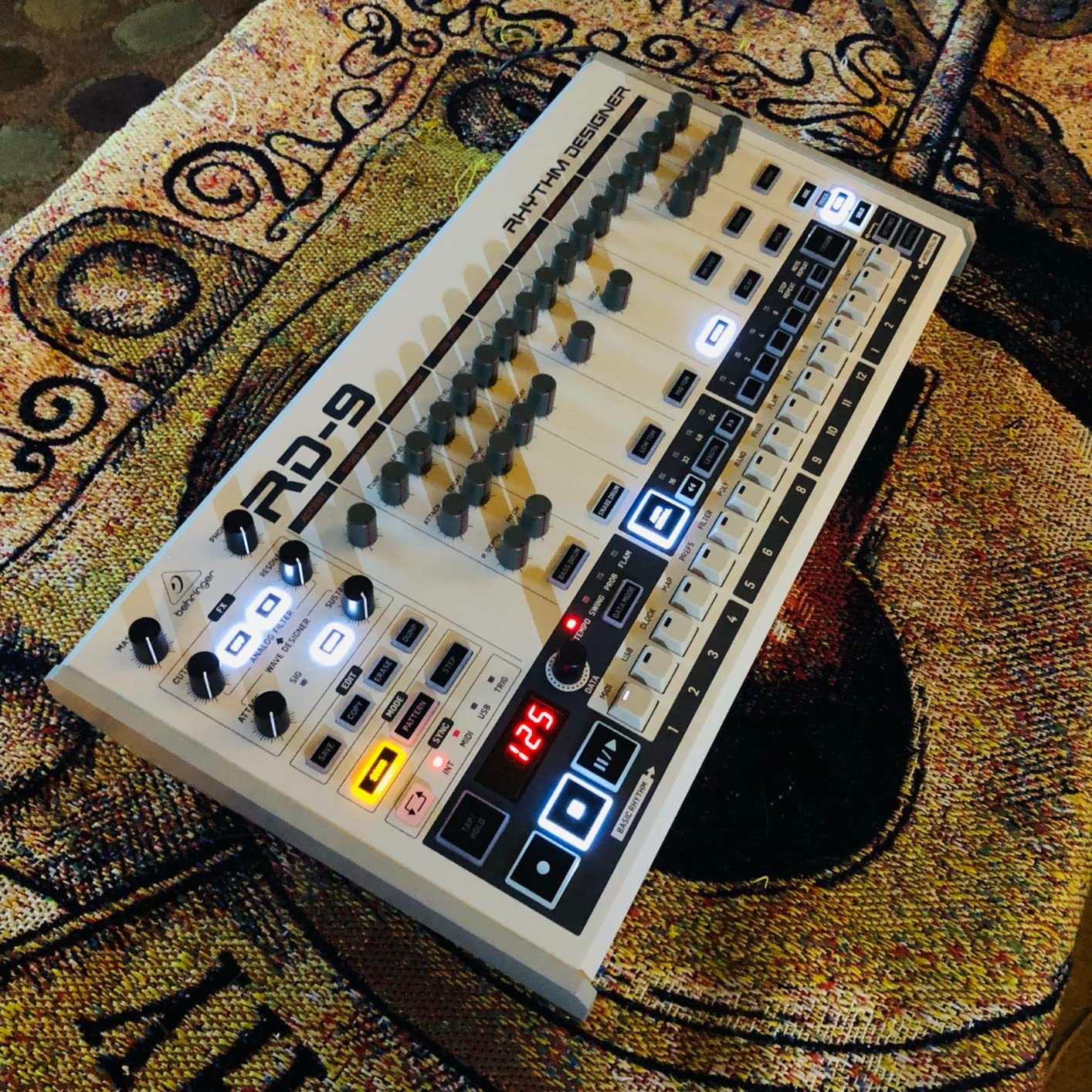 Behringer RD-9 Analog Drum Machine customer photo 2