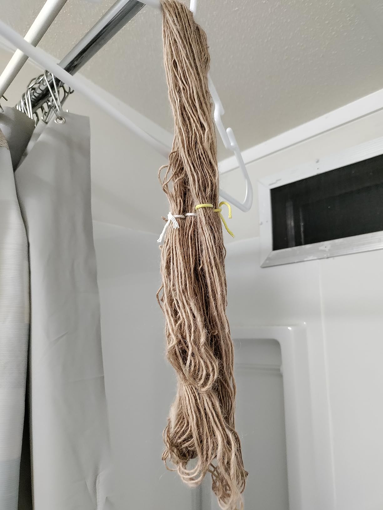 Baby Alpaca Fiber for Spinning, Blending, Felting & Dyeing. Natural Combed Top Roving, White. customer photo 2