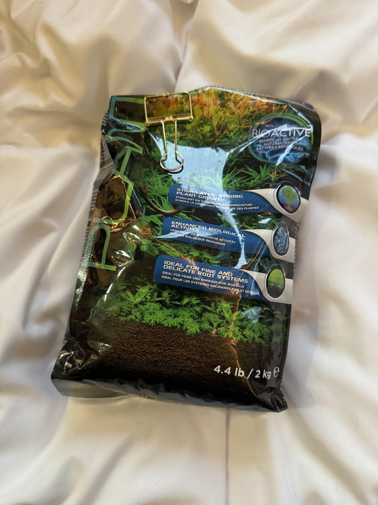 Fluval 12696 Natural Mineral-Rich Volcanic Soil Bio Stratum for Planted Tanks, 4.4 lbs. - Aquarium Substrate for Healthy Plant Development, Growth, and Color customer photo 2
