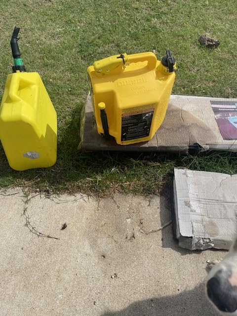 Surecan 5 Gallon Type II Safety Can - Flexible Rotating Spout, Spill Free Tank, Self-Venting, Thumb Trigger & Total Flow Control Jerry Can (Yellow) customer photo 2