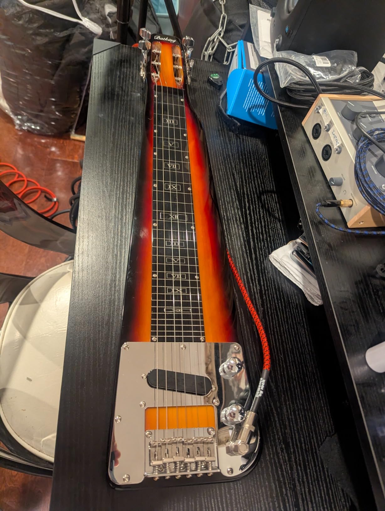 Batking Lap Steel Guitar, Electric Slide Guitars 6 String Slotted Headstock With Gig Bag Sunburst customer photo 1
