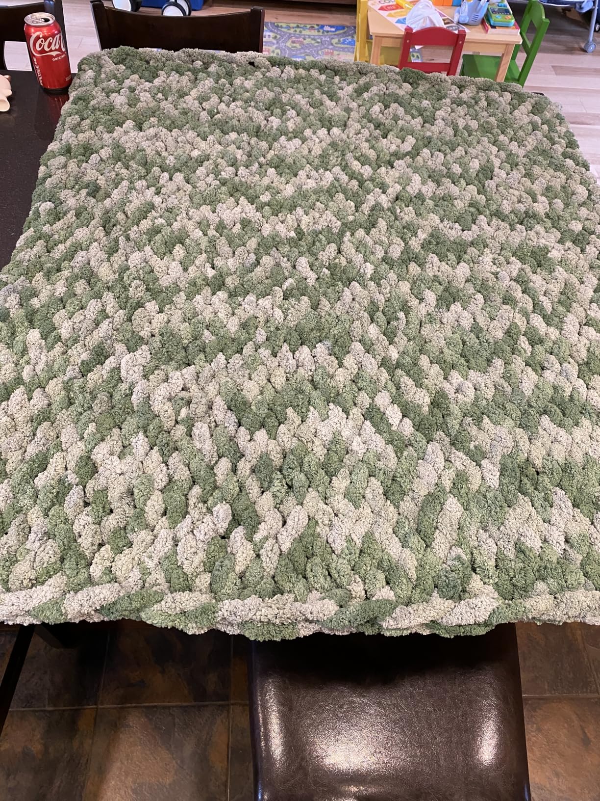 Bernat Blanket Extra Thick Vintage White Yarn - 1 Pack of 21.12oz/598.74g - 100% Polyester - #7 Jumbo - 72 Yards - Chunky Yarn for Hand Knitting, Crocheting, Crafts & Amigurumi customer photo 1