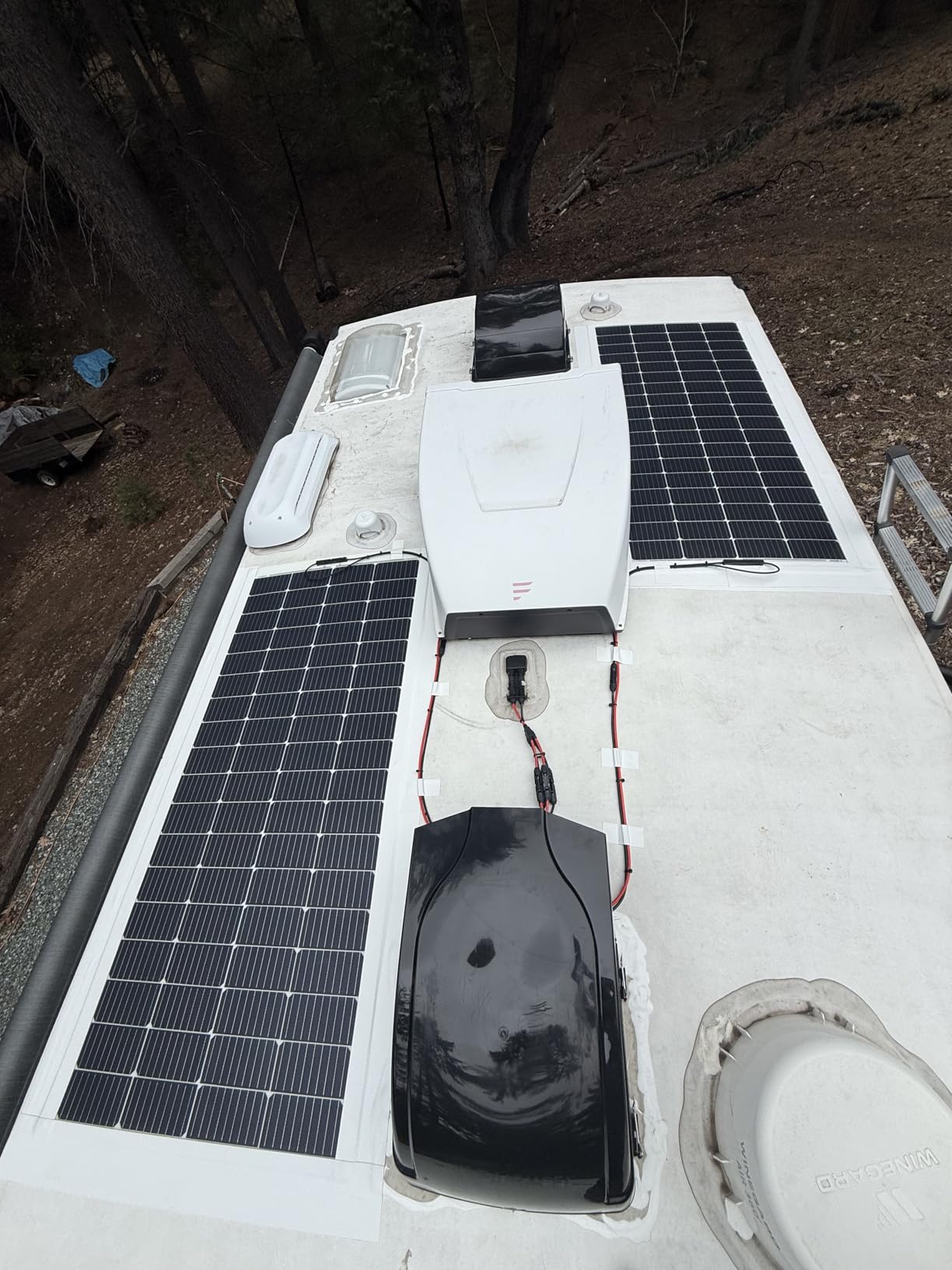 Renogy Solar Panels 200 Watt 12V, Flexible Solar Panel 200W 22% High-Efficiency, 240 Degree Ultra Lightweight Solar Panels for Marine RV Cabin Van Car Boat Camping Curve Surfaces customer photo 1