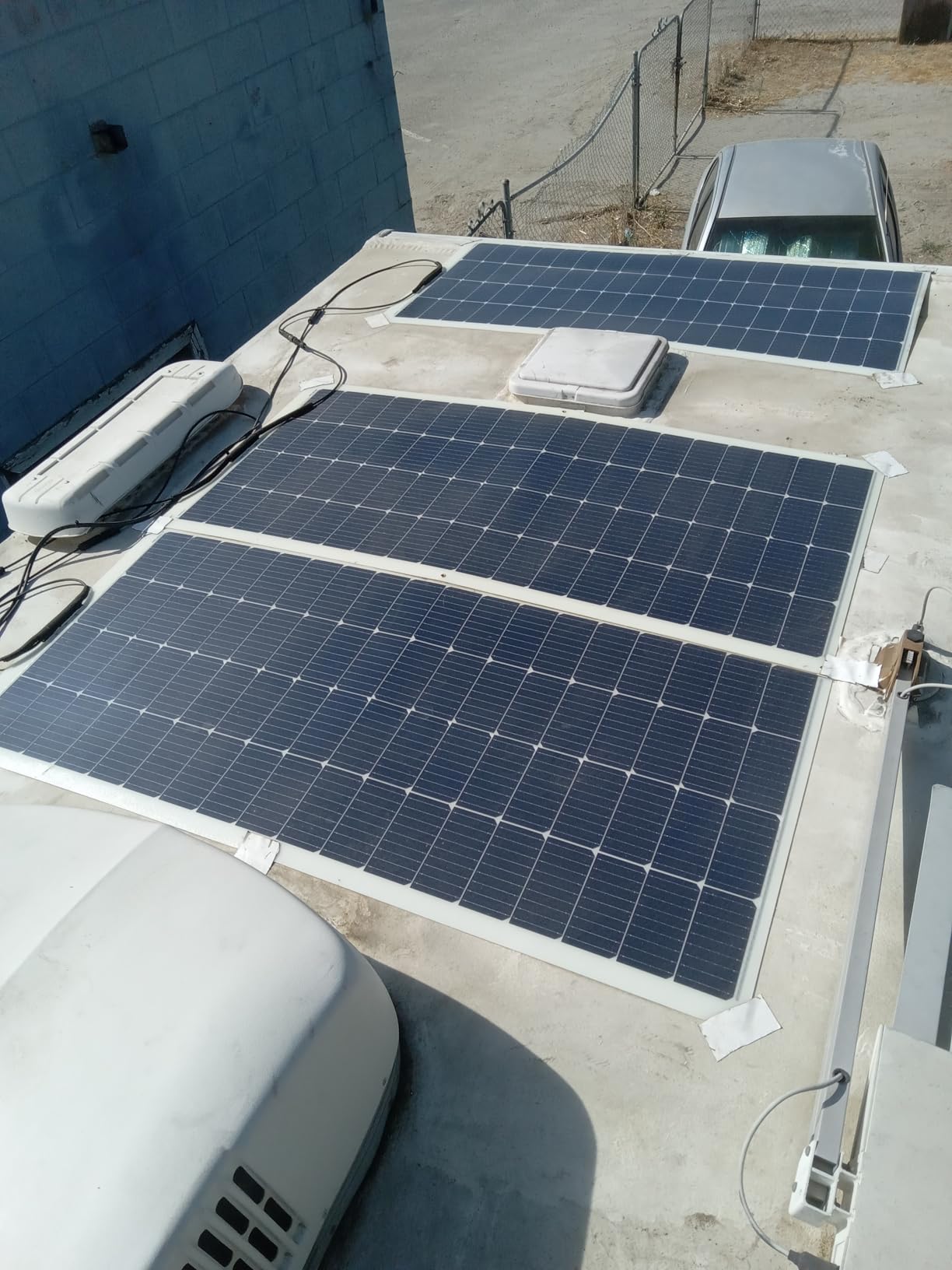 Renogy Solar Panels 200 Watt 12V, Flexible Solar Panel 200W 22% High-Efficiency, 240 Degree Ultra Lightweight Solar Panels for Marine RV Cabin Van Car Boat Camping Curve Surfaces customer photo 2