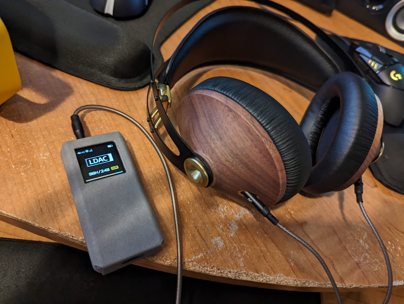 BTR7 Headphone Amp Bluetooth Receiver High Resolution Portable DAC Supports MQA/LDAC/aptX HD 384K/32Bit DSD256 for Phone/PC/Car/Home Audio(Titanium) customer photo 1