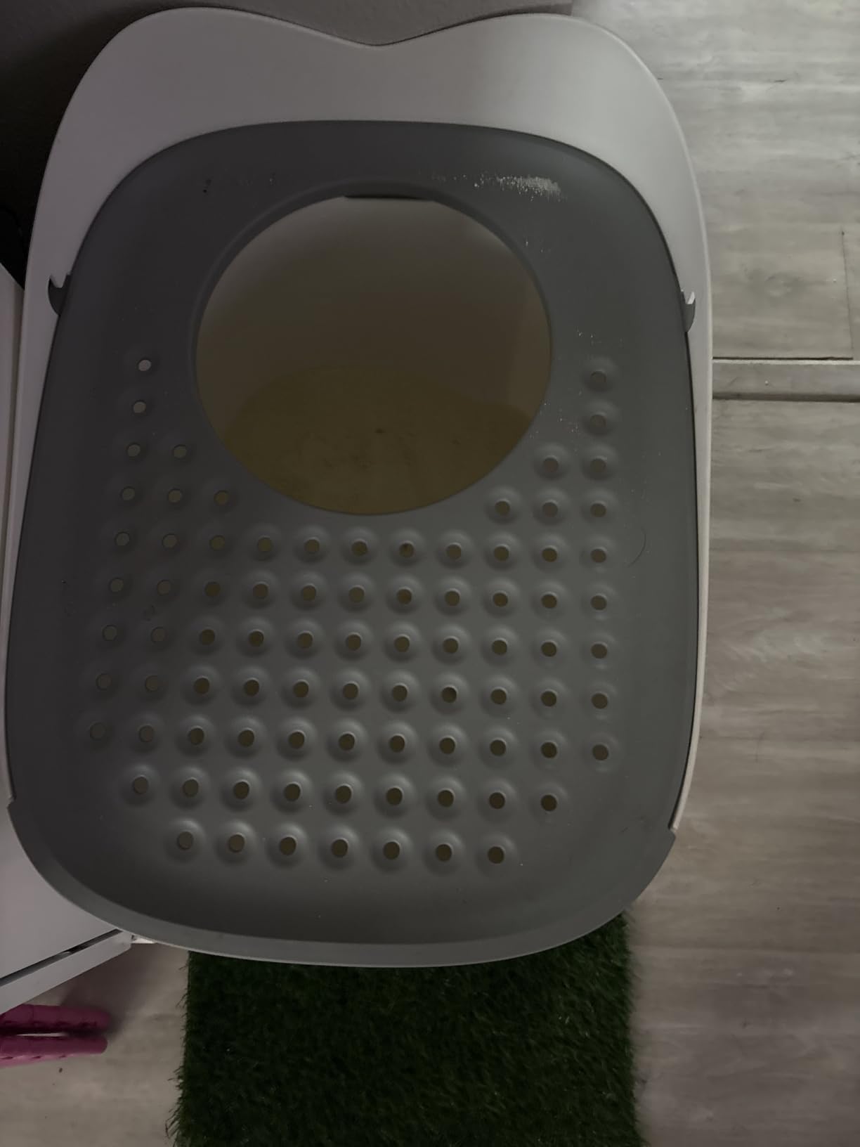 Catit PIXI Top-Entry Litter Box - Modern, Leak-Proof Cat Litter Box with Anti-Tracking Lid, Easy-Clean Design, Seamless & BPA-Free - Reduces Litter Mess, Minimalist Style, Large Space for Cats customer photo 1