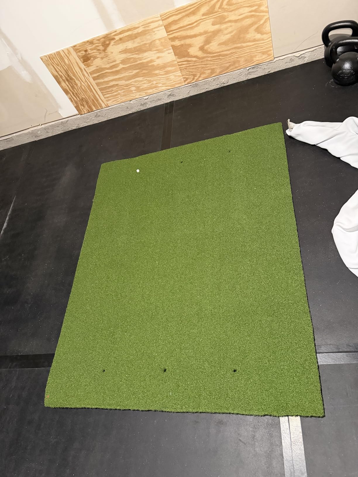 Golfguru Golf Mat, 5x4ft/5x5ft Dense Elite Golf Hitting Mats Practice with 10 Balls, 9 Tees, Heavy Duty Artificial Hitting Training Matt for Backyard Driving Chipping Indoor Outdoor Simulators customer photo 1