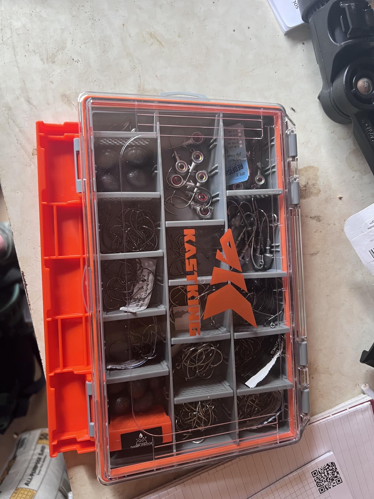 KastKing HyperSeal Waterproof Fishing Tackle Box, Waterproof 3600 and 3700 Tackle Trays, Organizer with Removable Dividers, Lure Box and Terminal Tackle Storage customer photo 2