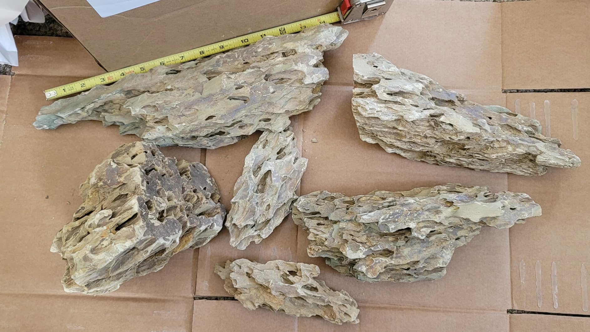Premium Aquascaping Rocks for Freshwater and Planted Aquariums (Dragonstone - 18 lbs) customer photo 1
