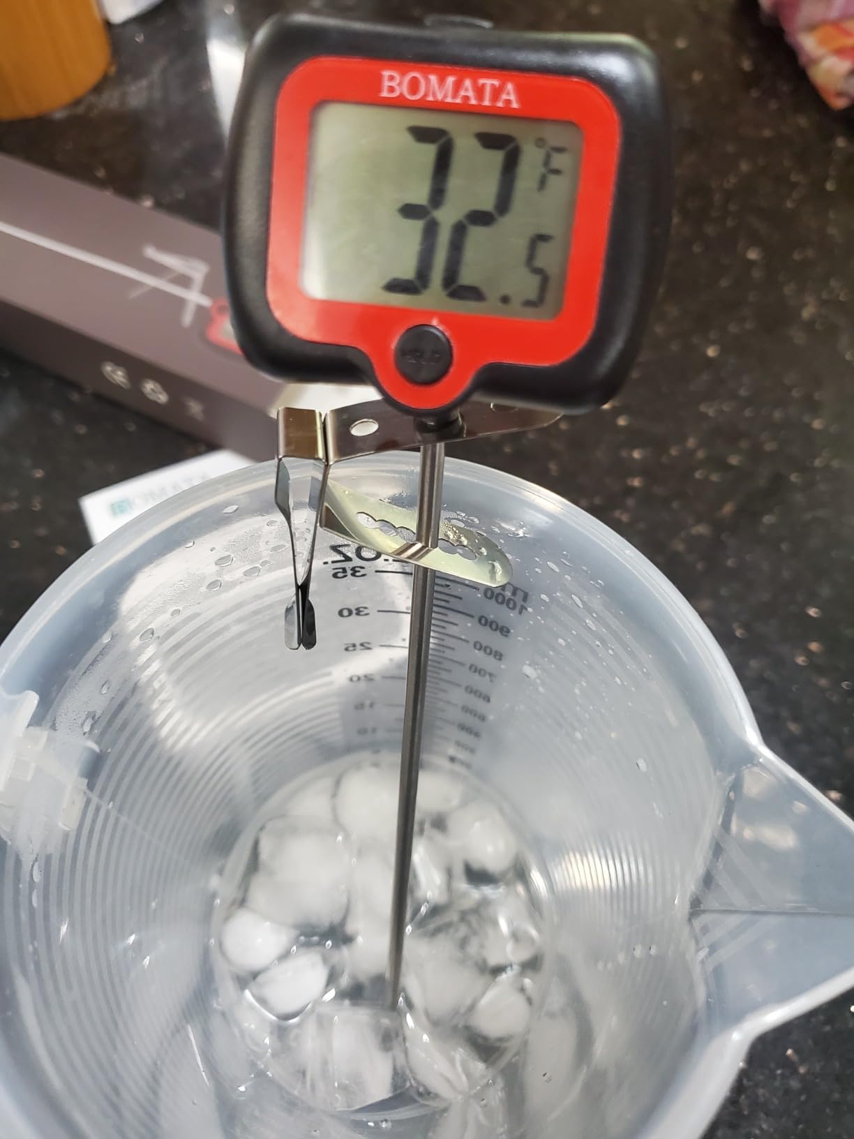 BOMATA Digital Candy Thermometer with Pot Clip, Deep Fry Oil Thermometer with Rotatable Display & Long Probe, for Candy Candle Making, Cooking, Food, Liquids customer photo 2