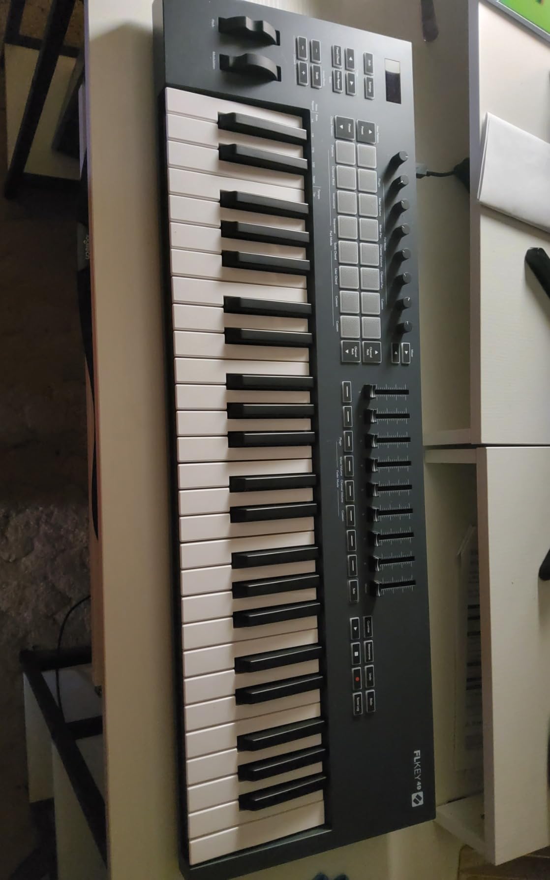 Novation FLkey 61 MIDI Keyboard - Seamless FL Studio Integration with Chord Mode and Scale Mode. All the software you need for Music Production customer photo 2