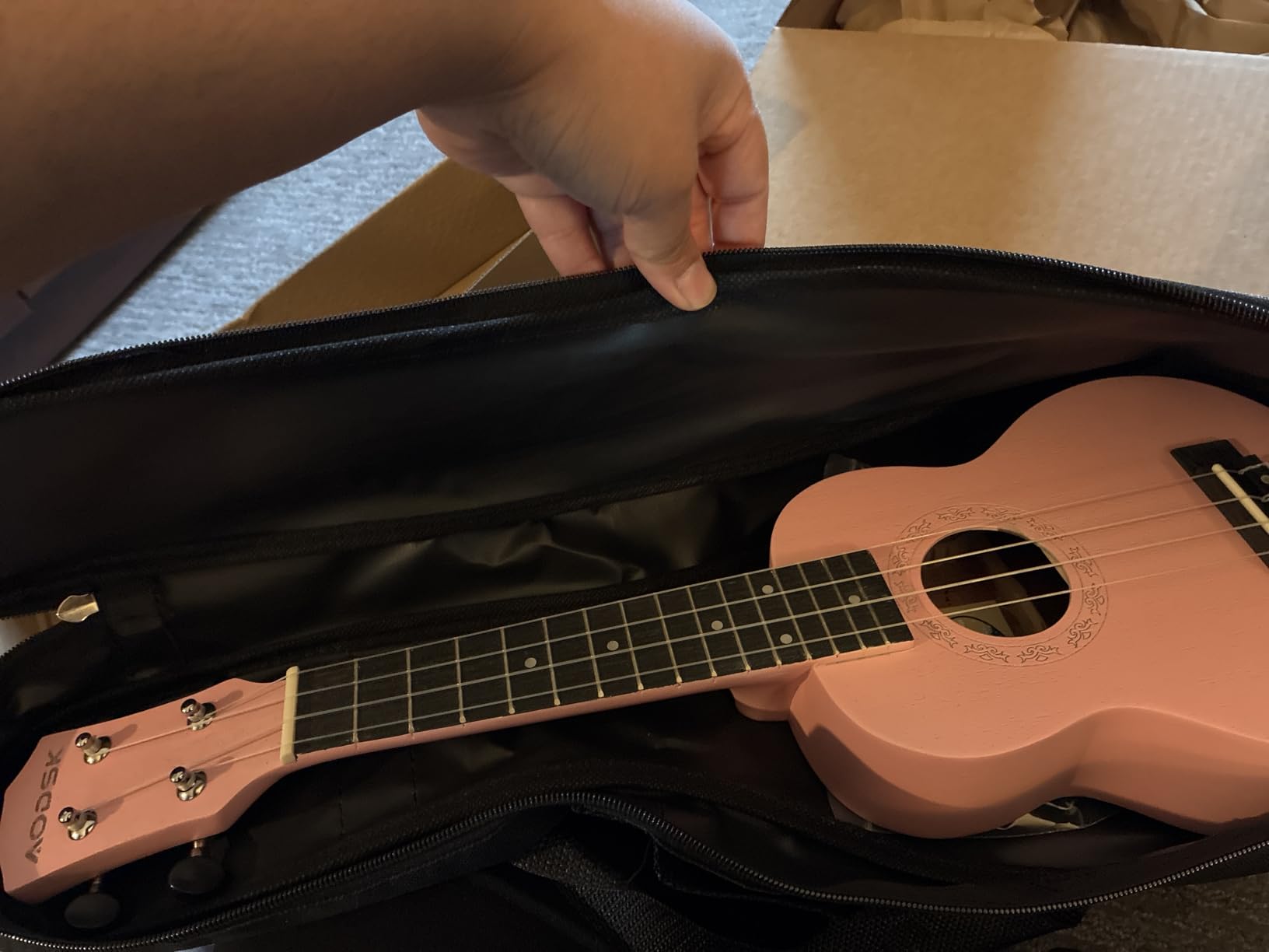 AODSK Concert Ukulele for Beginner 23 Inch Ukelele Kit with Gig Bag Strap Tuner Nylon String 4 Picks Cloth Online Lesson Holiday Gift customer photo 1