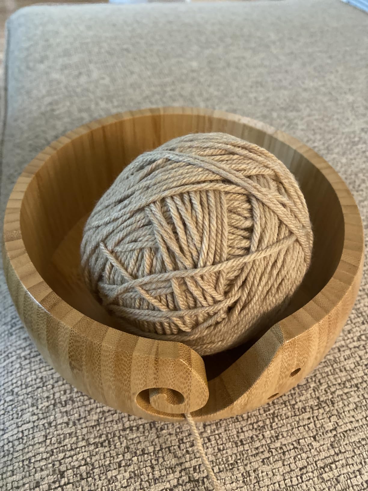 Wooden Yarn Bowl Holder, Craft Knitting Bowl with 8pcs Metal Crochet Hooks, 7.9''Large Yarn Holder Dispenser Yarn Storage Bowls, for Knitters & Crocheters (Brown 7.9 inch) customer photo 2