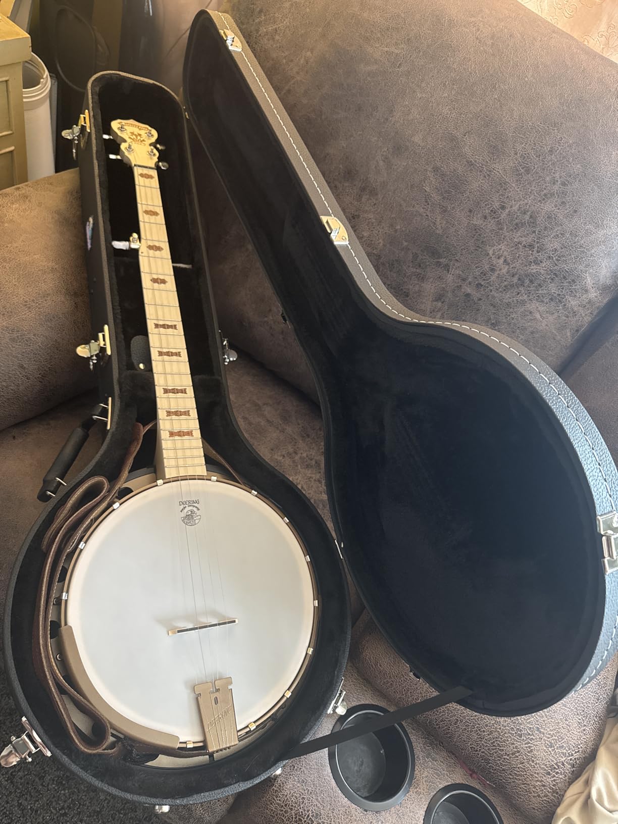 Deering Goodtime 2 5-String Maple Resonator Bluegrass Banjo 1920's Art Deco Inlay Bronze Powder Coat Hardware with Instrument Alley Hard Case Combo customer photo 1
