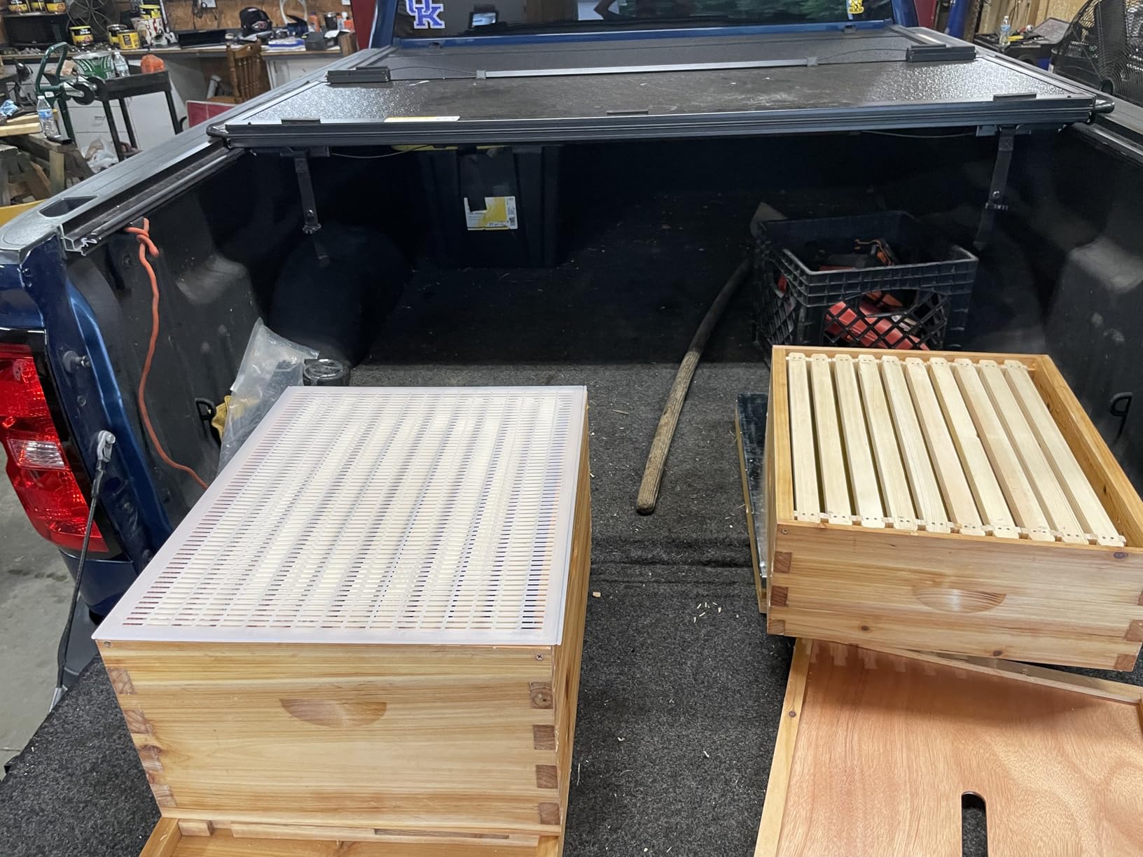 POLLIBEE 10 Frame Langstroth Beehive Beeswax Coated Complete Bee Hives Includes Bee Frames and Waxed Foundations (2 Deep Boxes & 2 Medium Boxes) customer photo 2