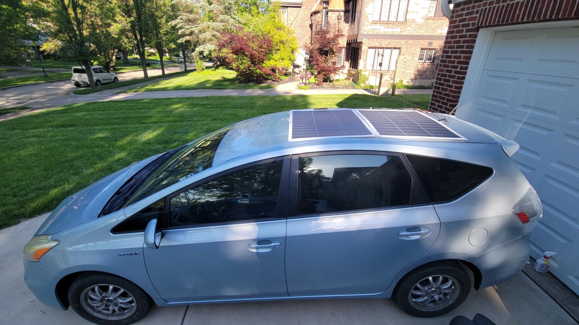 ECO-WORTHY 2pcs 130 Watt (260W) 12BB Flexible Solar Panels, 23.5% High-Efficiency Waterproof Monocrystalline Lightweight Solar Panel for RV, Boats, Curved Surfaces, Roofs, Cabin customer photo 2