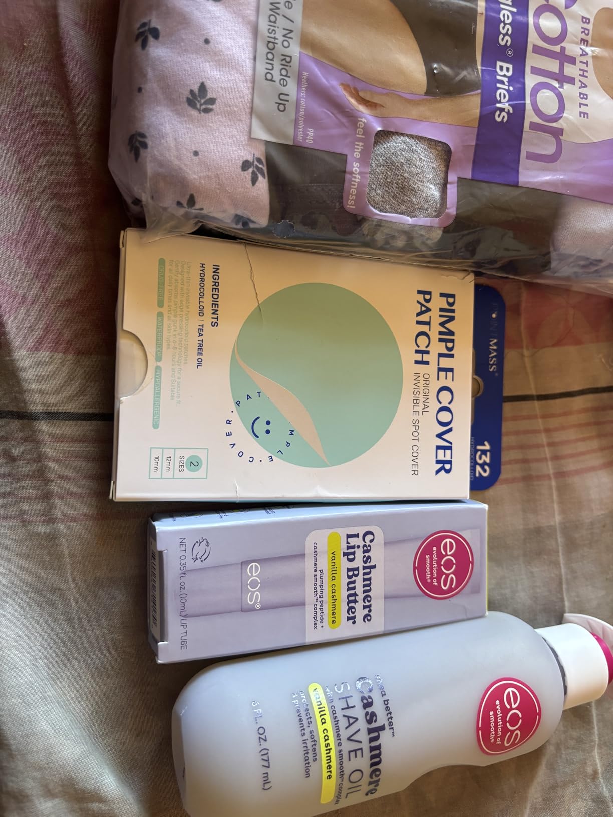 eos Cashmere Shave Oil - Vanilla Cashmere, Moisturizing Shave Oil with Shea Butter & Glycerin customer photo 1