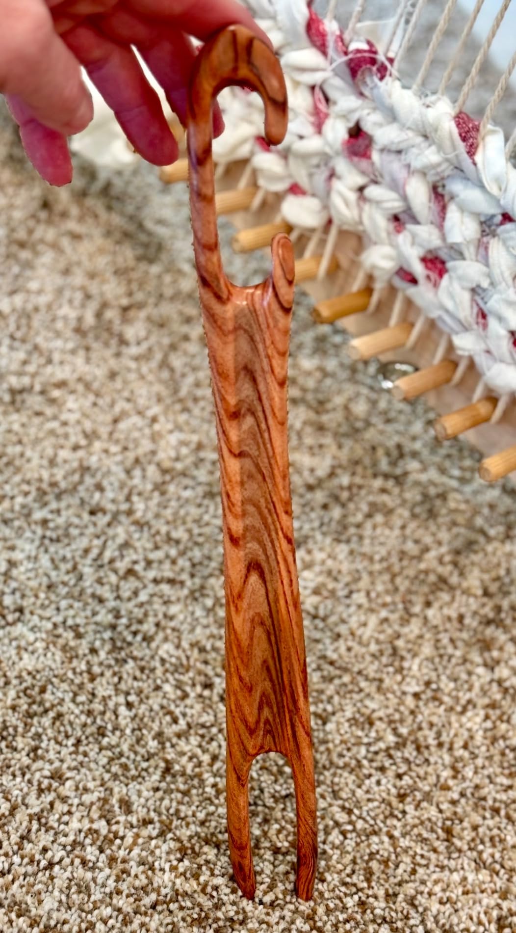Savina 11.8in Wooden Weaving Shuttle - Handcrafted Loom Sticks for Weaving, Handmade DIY Weaving & Crafts, Ideal Accessories for Sweaters, Scarves, Tapestries (1Pcs) customer photo 2