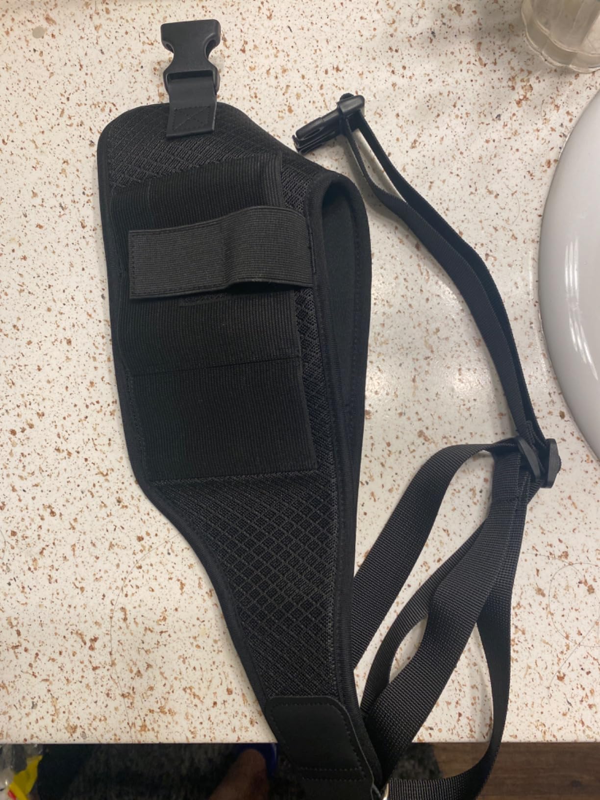 HOGIKUO Universal Shoulder Holster，Chest Holster,Concealed Shoulder Holster for Men,Fits 1911,M&P Shield 9mm, Glock 19,Sig P365,S&W Bodyguard and More（Right Hand） customer photo 1