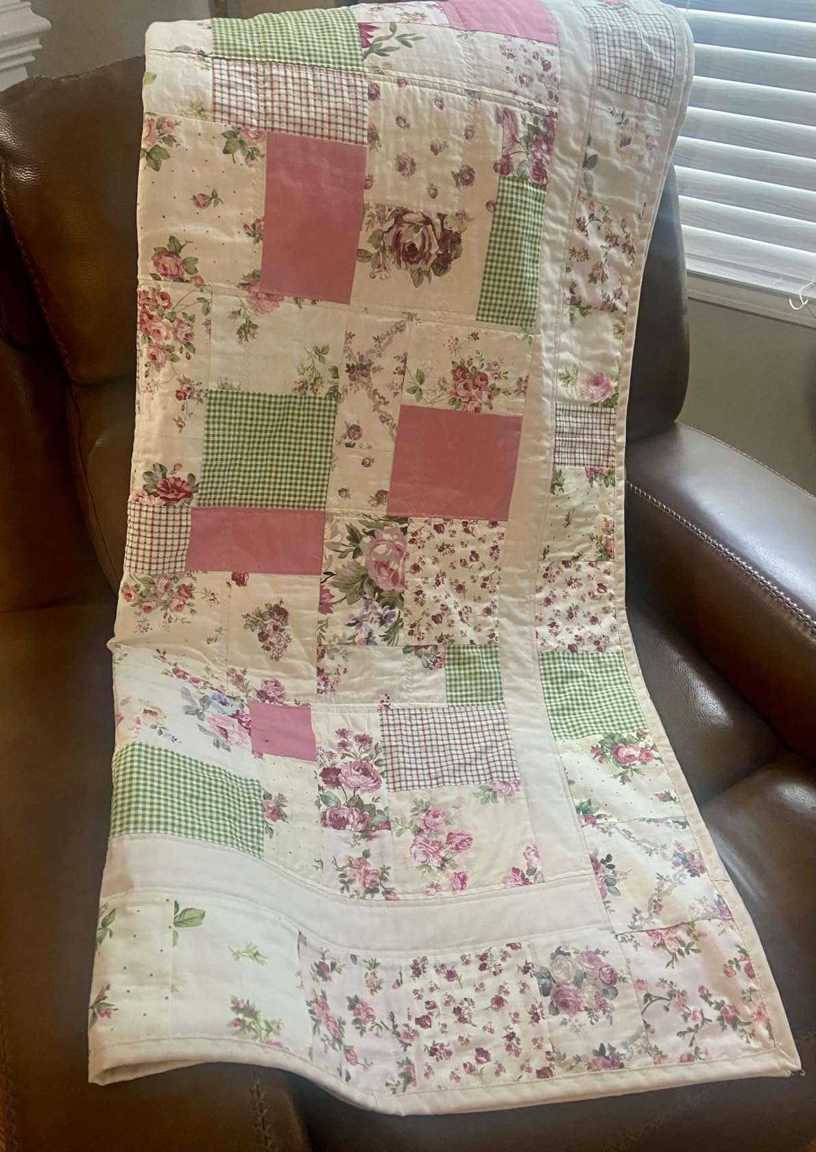 Nodsaw Layer Cakes 10 inch Squares for Quilting, Pre-cuts 42Pcs Vintage Floral Print Cotton Fabric Squares 10x10 inch Layer Cakes customer photo 1