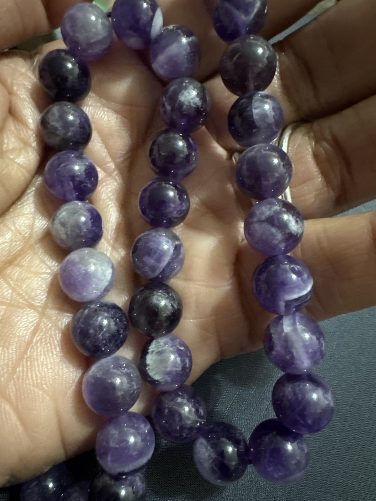 6mm Natural Amethyst Gemstone Round Loose Beads for Jewelry Making Chakra Crystal Stone Beads for Bracelets Necklace Earrings Making Supplies (60-62pcs/Strand) customer photo 1