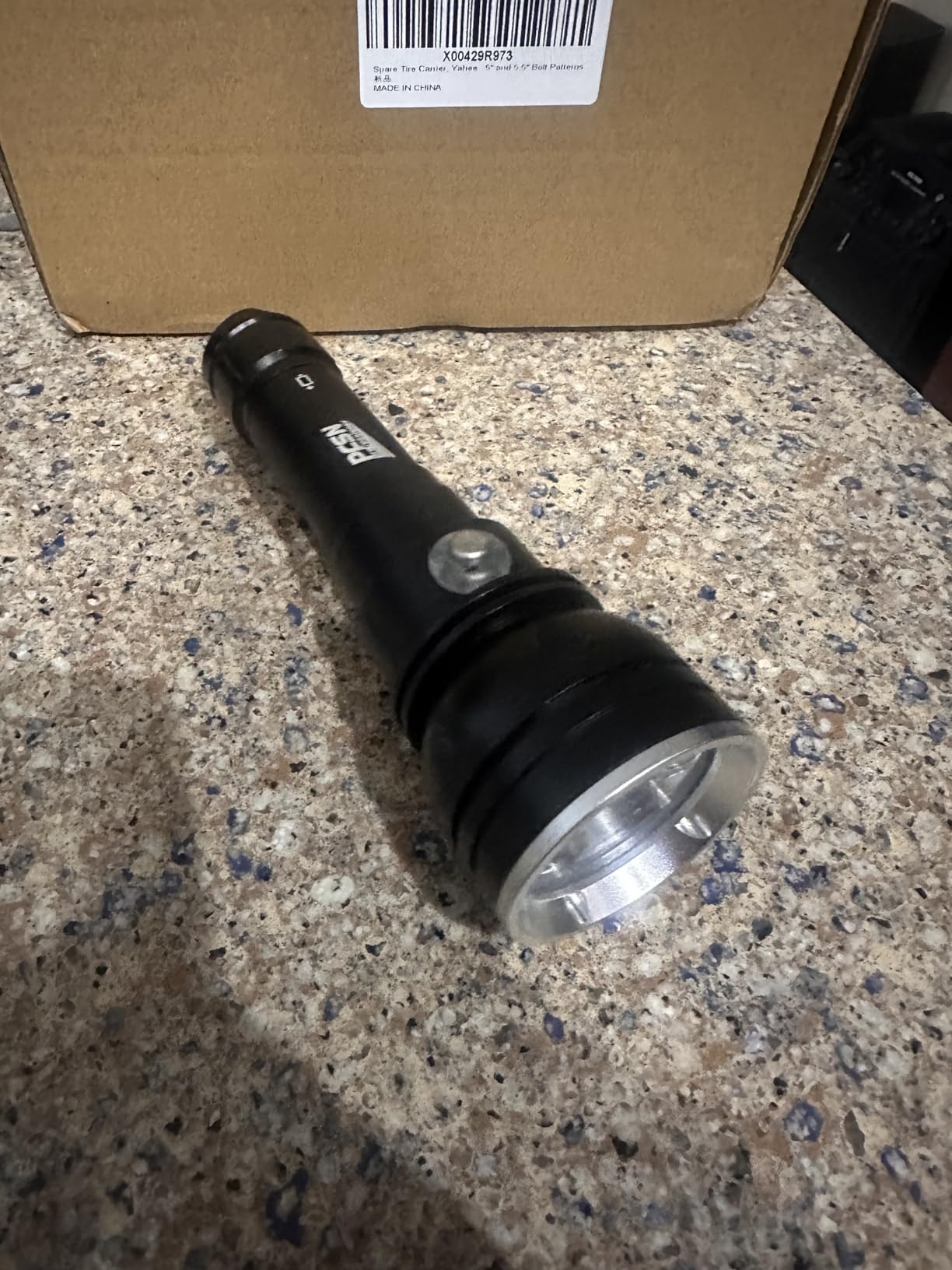 PFSN 3000 Lumens Dive Light with Lockable Switch, 150m Underwater Waterproof, 20H Runtime, 400m Long Narrow Beam, Rechargeable Professional Scuba Diving Flashlight for Night Diving, Caving, Snorkeling customer photo 2